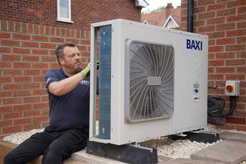 Installer survey calls for improved training support for UK heat pumps