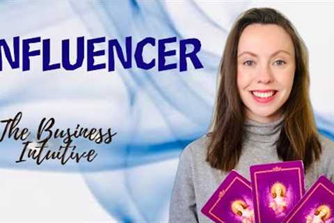 Are you meant to be an influencer? Find out! Pick a card to discover how to shine on social media...