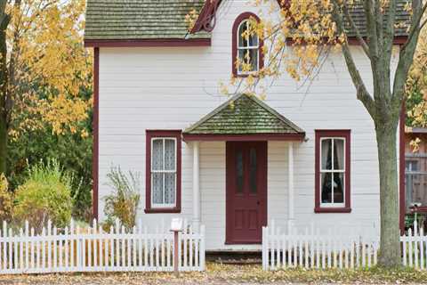 When should you downsize to a smaller house?