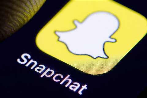 How to unpin someone on Snapchat and remove them from the top of your chat list