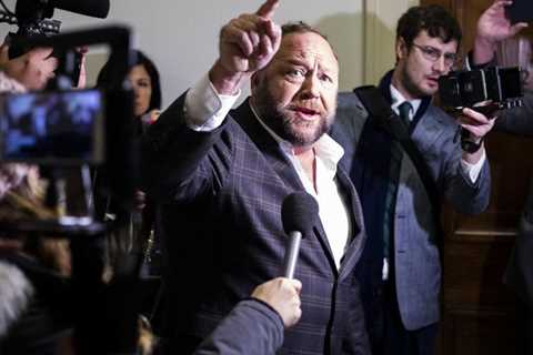 Sandy Hook Plaintiffs File 4 New Bankruptcy Lawsuits Against Alex Jones