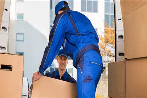 What is the Difference Between a Moving Company and a Storage Company?