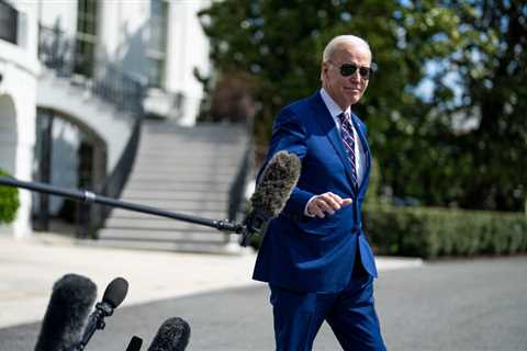 Biden Calls on Regulators to Increase Oversight of Certain Banks