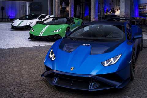 Lamborghini shows off 2023 Huracan 60th Anniversary models at Fashion Week