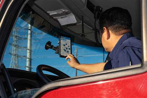 4 Emerging Technologies Shaping the Future of Trucking