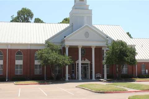 What Types of Services Do Churches in Tarrant County, Texas Offer?