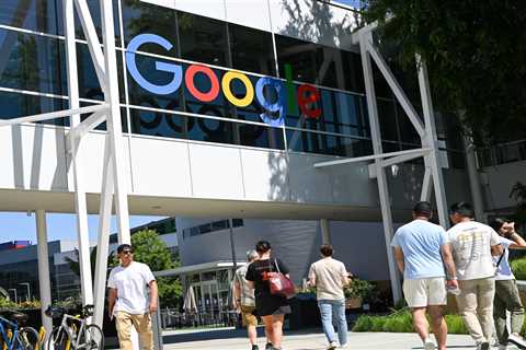 Ex-Google recruiter says 'everyone fails' on the vital step of following up with a personalized..