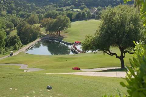 Practicing Golf in Cedar Park, Texas: What to Know About Inclement Weather