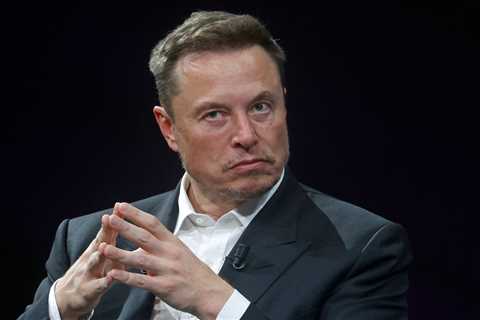 Elon Musk isn't convinced there are aliens out there: 'We're the aliens'