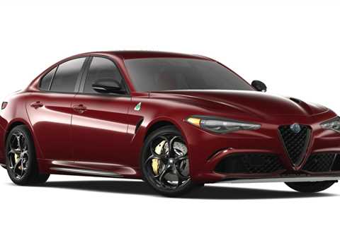 Alfa Romeo's limited Quadrifoglio Carbon Editions start at $86,470 this fall