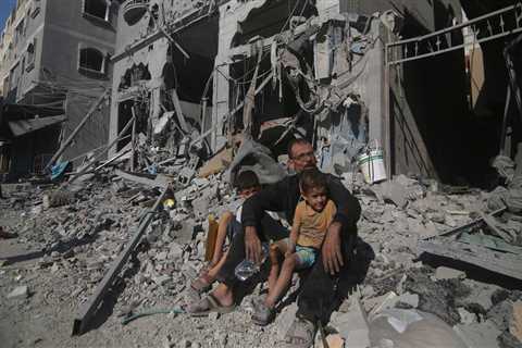 'Absolutely no humanitarian aid is getting into Gaza,' NGO says