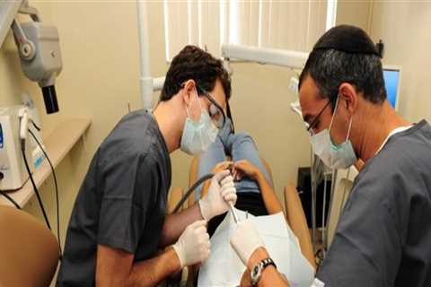 The Role Of Dental Assistants In Providing Prompt Care For Dental Emergencies In Monroe, LA