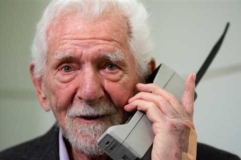 Father of cellphone sees dark side