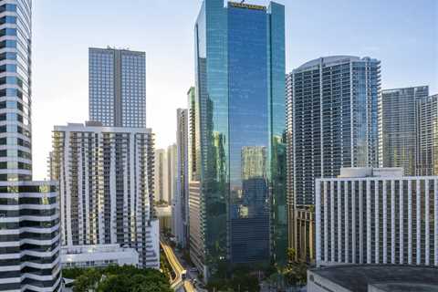 Am Law 200 Boom in Miami Picks Up Steam, as Dinsmore Enters With Lewis Brisbois Group