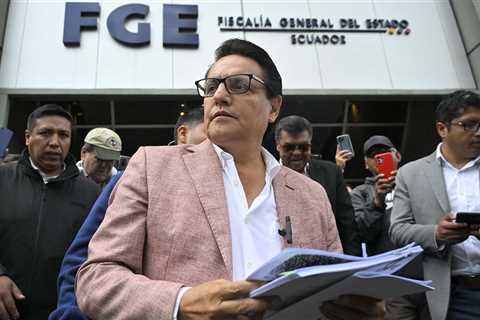 Crece preocupación por la libertad de prensa en Ecuador tras asesinato de candidato presidencial