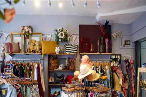 Exploring the Thrift and Consignment Shops in Harbinger, NC