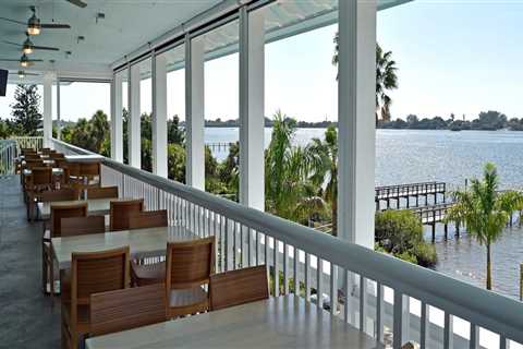 The Ultimate Guide to Seating Options at Food Events in Manatee County, FL