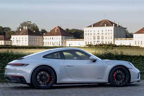 Porsche 911 GTS Road Test: Driving in Munich sounds fun. It's horrible.