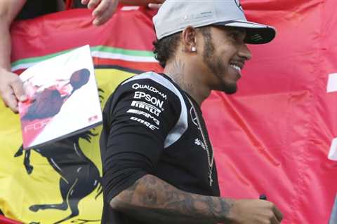 Lewis Hamilton to drive for Ferrari from 2025, replacing Carlos Sainz Jr.