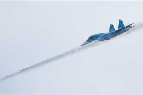 Ukraine says it shot down 2 more Russian fighter jets — extending its streak to 6 in just 3..