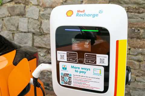 Shell to unload 1,000 retail locations in pivot to EV charging