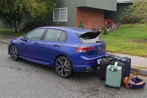 VW GTI and Golf R Luggage Test: How much fits in the trunk?