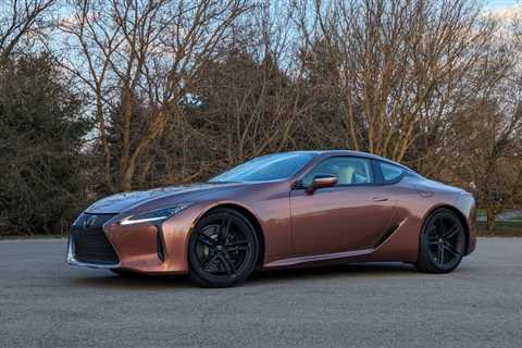 19 thoughts about the 2024 Lexus LC: 2 editors, 2 versions, 2,300 miles apart