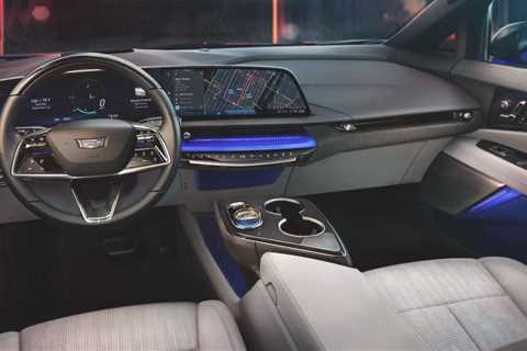 Electrifying Luxury: The 2025 Cadillac Optiq Leads the Charge