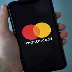 Transactions: Payhawk integrates with Mastercard