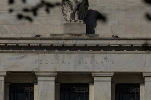 Fed Under Pressure as Inflation Expectations Rise