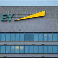 EY Gets Caught Up in Independence Violations Because Audit Partner Rotation Is For Chumps