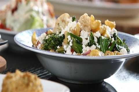 How Executive Assistants Can Elevate Meetings With Gourmet Breakfast Catering In Herndon