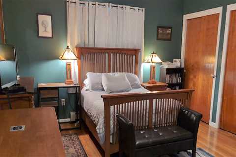 The Most Common Number of Bedrooms in Derry, New Hampshire