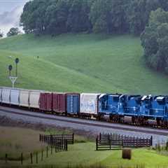 How Rail Freight Services Support Long-Distance Shipping Across the U.S.
