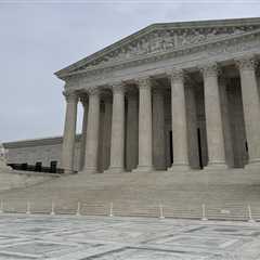 Supreme Court sides with therapist in challenge to Colorado’s ban on “conversion therapy”