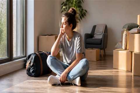 How to Manage Timing Gaps Between Moving Out and Moving In